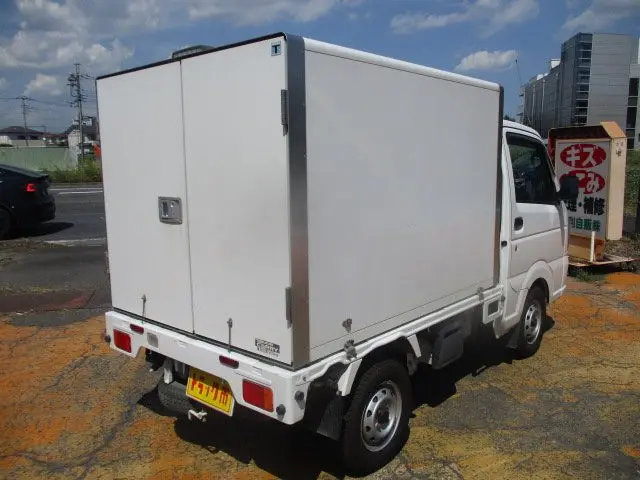 スズキ キャリイ EBD-DＡ16T(2WD)の写真3