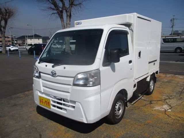 ダイハツ ハイゼットトラック EBD-S500P(2WD)の写真1