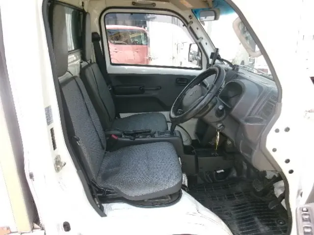 スズキ キャリイ EBD-DA16T(2WD)の写真8