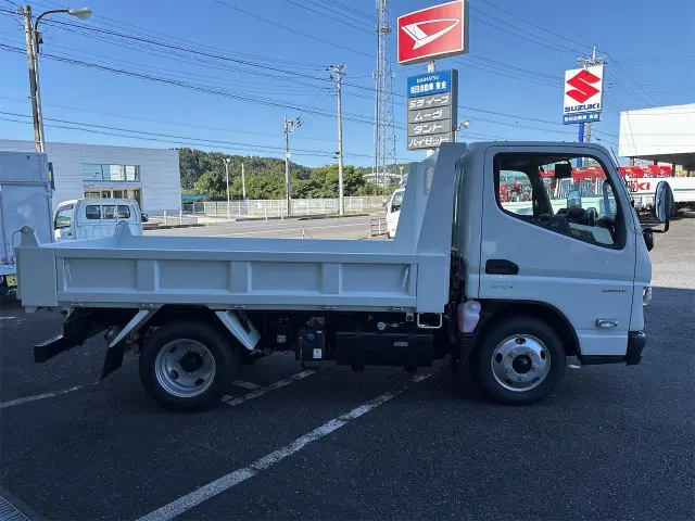 三菱 キャンター 2RG-FBA60(2WD)の写真4