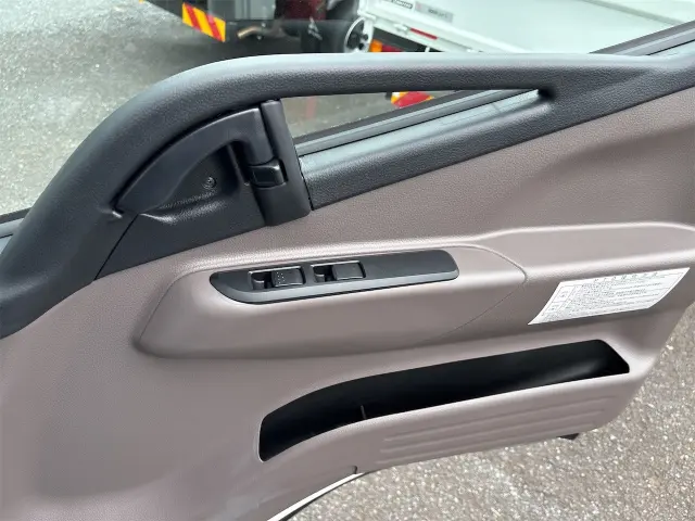 三菱 キャンター 2ＲＧ－ＦＥＢ80(2WD)の写真19