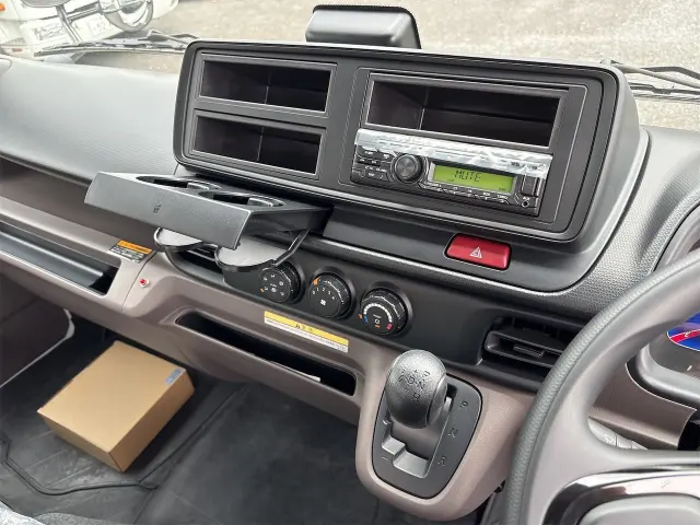 三菱 キャンター 2ＲＧ－ＦＥＢ80(2WD)の写真25