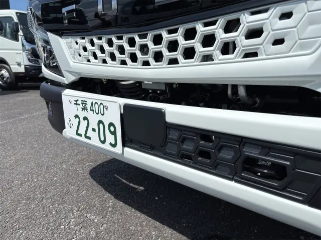 三菱 キャンター 2RG-FBA30(2WD)の写真6