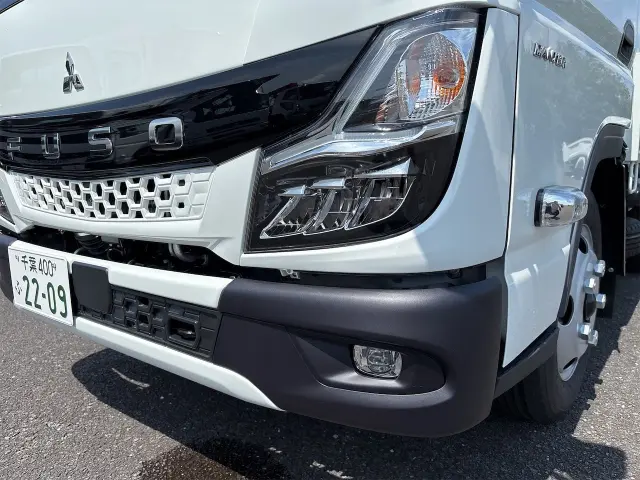 三菱 キャンター 2RG-FBA30(2WD)の写真7