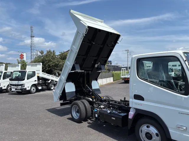 三菱 キャンター 2RG-FBA30(2WD)の写真43
