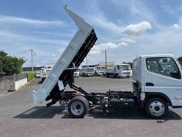 三菱 キャンター 2RG-FBA30(2WD)の写真44