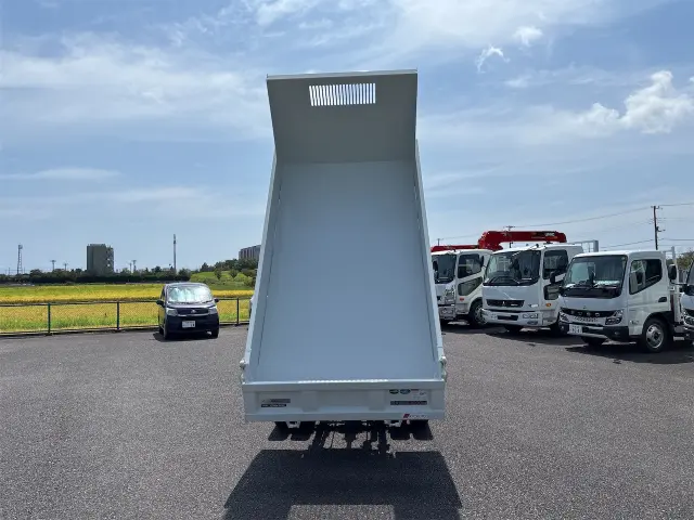 三菱 キャンター 2RG-FBA30(2WD)の写真46