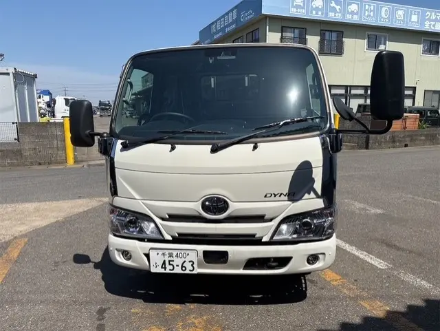 トヨタ ダイナ 2WG-GDY232(2WD)の写真2