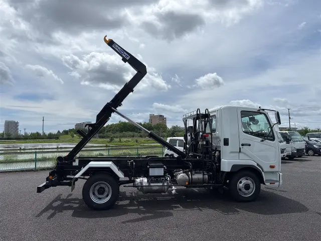 三菱 ファイター 2KG-FK72Fの写真41