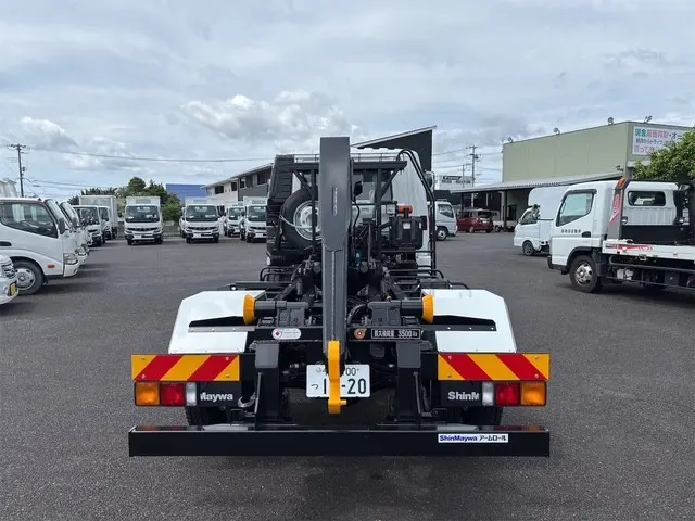 三菱 ファイター 2KG-FK72Fの写真46