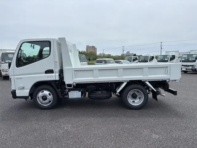 三菱 キャンター 2RG-FBA60の写真5