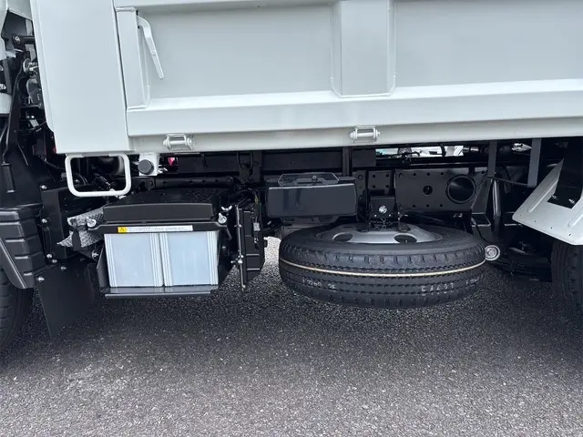 三菱 キャンター 2RG-FBA60の写真32