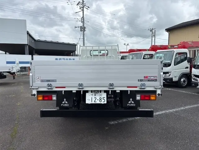 三菱 キャンター 2PG-FEB80(2WD)の写真3