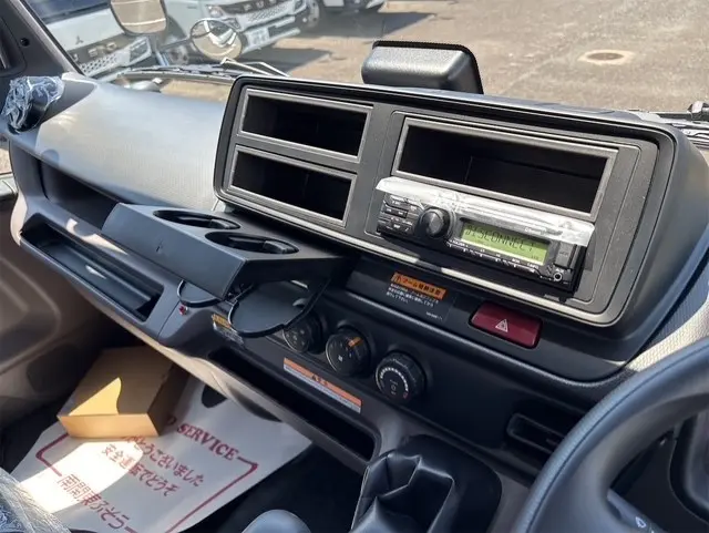 三菱 キャンター 2RG-FEB80(2WD)の写真23