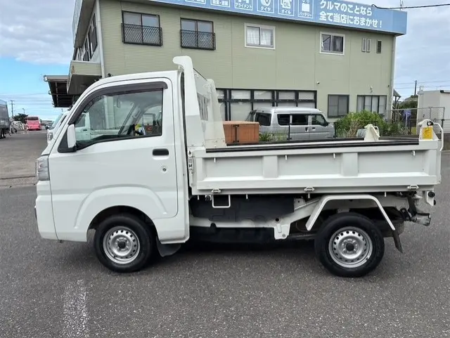 ダイハツ ハイゼットトラック EDB-S510P(4WD)の写真4
