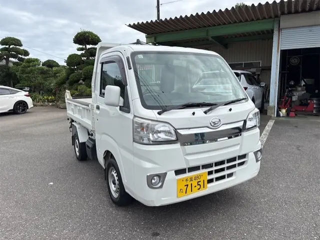 ダイハツ ハイゼットトラック EDB-S510P(4WD)の写真5