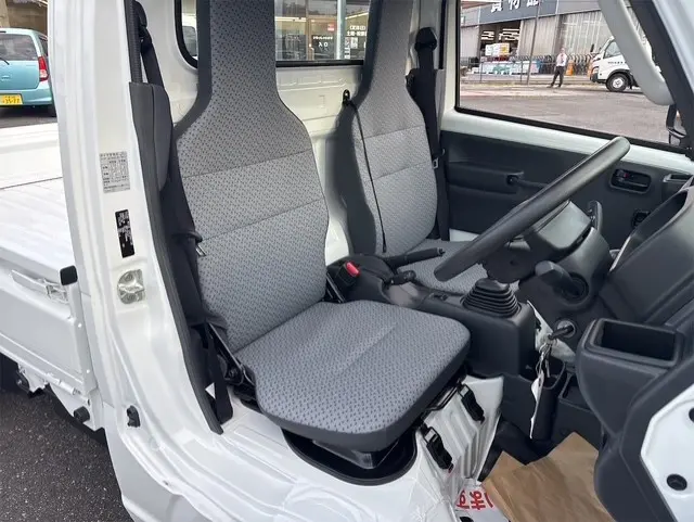 スズキ キャリイ 3BD-DA16T(4WD)の写真12