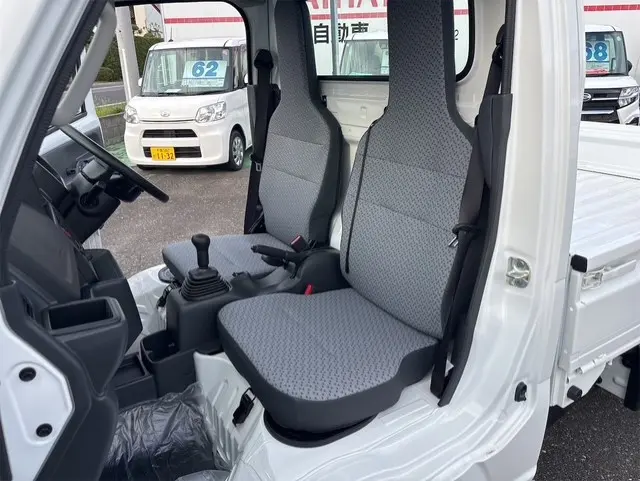 スズキ キャリイ 3BD-DA16T(4WD)の写真13