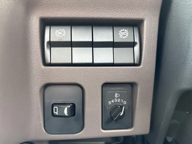 三菱 キャンター 2RG-FBA30(2WD)の写真22