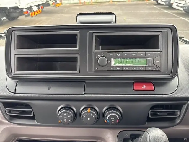 三菱 キャンター 2RG-FBA30(2WD)の写真23