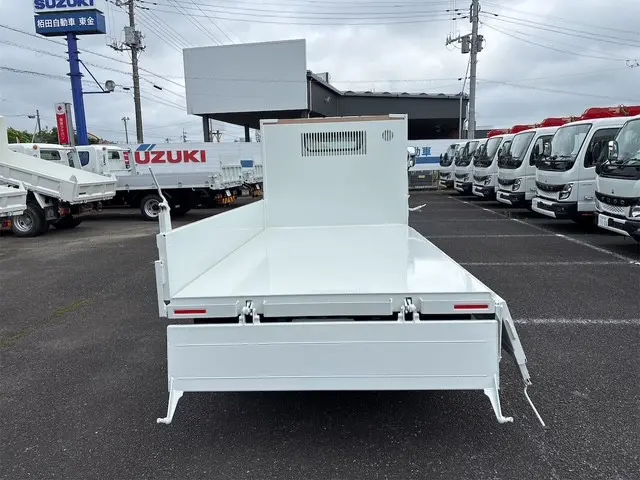 三菱 キャンター 2RG-FBA30(2WD)の写真35