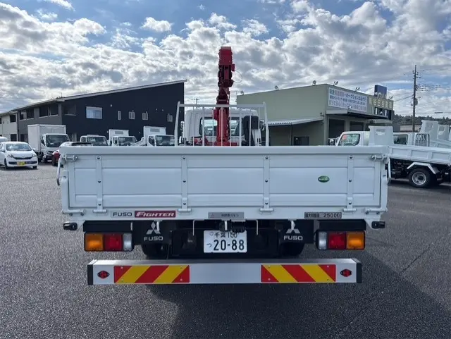 三菱 ファイター 2KG-FK62Fの写真3
