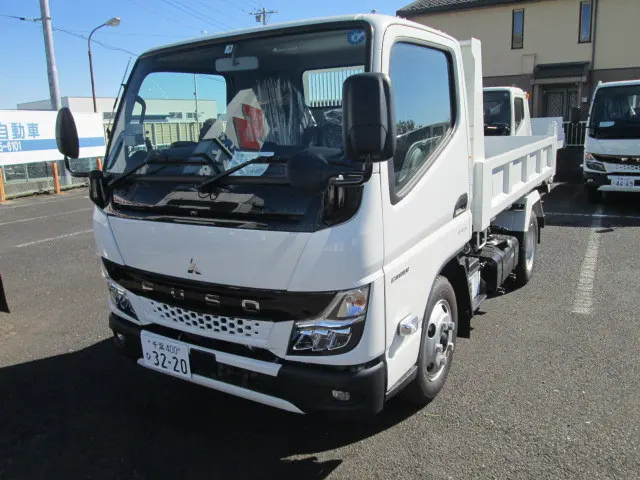三菱 キャンター 2ＲＧ-ＦＢＡ60(2WD)の写真1