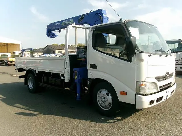 日野 デュトロ TKG-XZU650M(2WD)の写真2