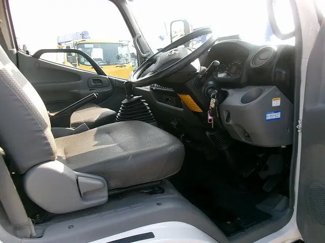 日野 デュトロ TKG-XZU650M(2WD)の写真11