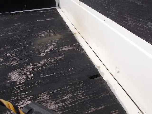 床板めくれ|日野 デュトロ TKG-XZU650M(2WD)の写真20