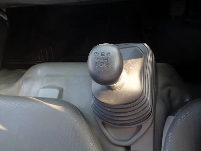 日野 デュトロ TKG-XZU650Mの写真23