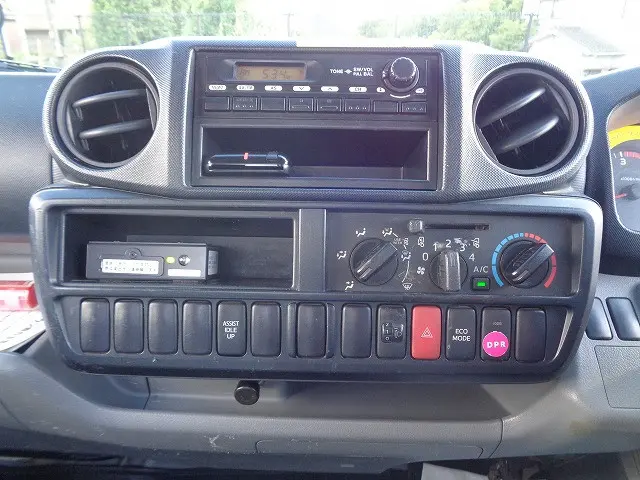 日野 デュトロ SKG-XZU650Mの写真15