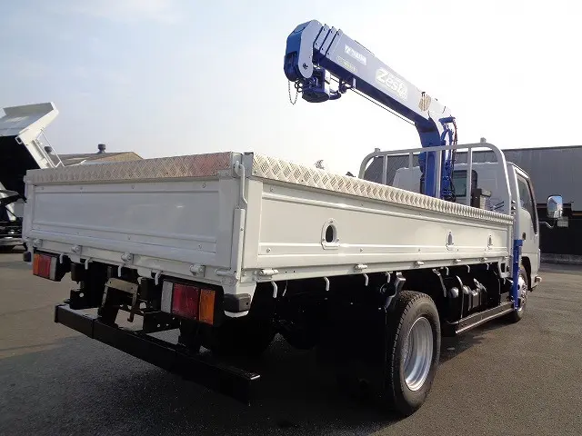 いすゞ エルフ TKG-NKR85AR(2WD)の写真8