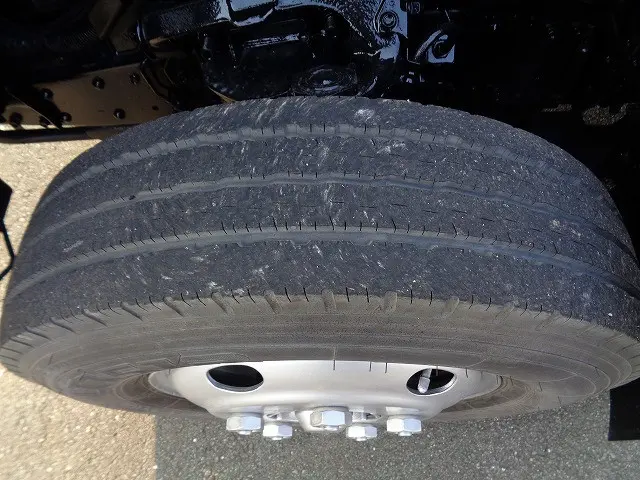 いすゞ エルフ TKG-NKR85AR(2WD)の写真26