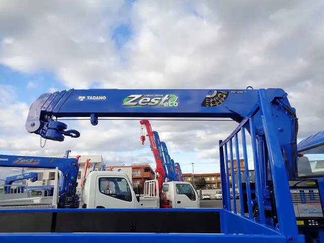 いすゞ エルフ TKG-NPR85AR(2WD)の写真9