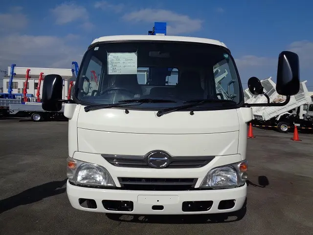 日野 デュトロ TKG-XZU650M(2WD)の写真2