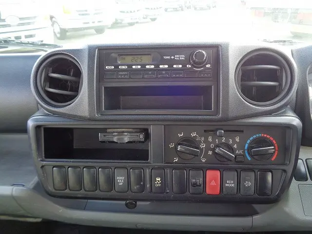 日野 デュトロ TKG-XZC610T(2WD)の写真21