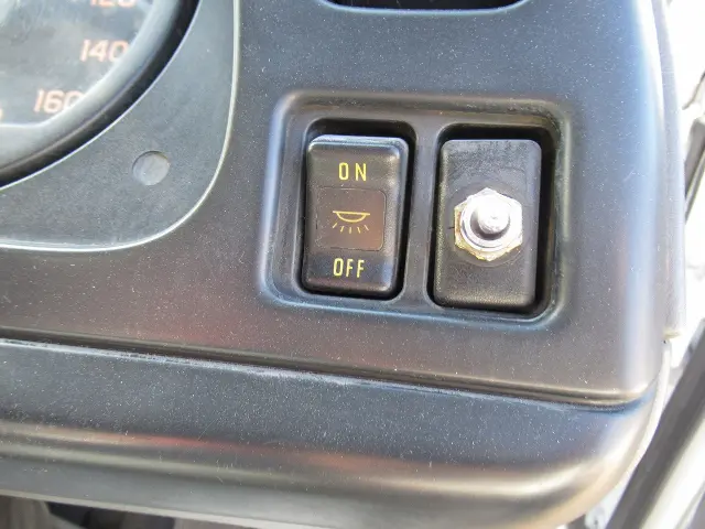 いすゞ フォワード PB-FRR35H3S(2WD)の写真8