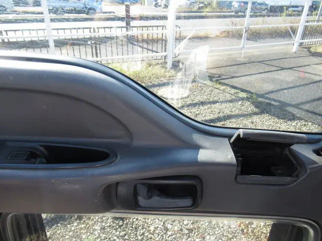 いすゞ フォワード PB-FRR35H3S(2WD)の写真12