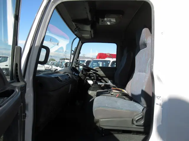 いすゞ フォワード PB-FRR35H3S(2WD)の写真13