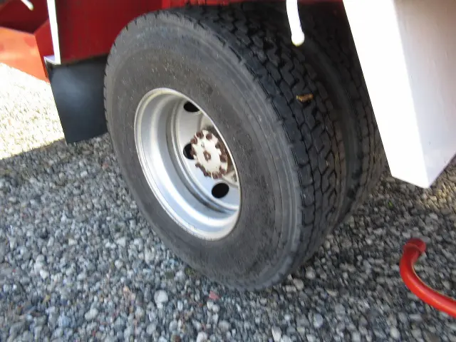 いすゞ フォワード PB-FRR35H3S(2WD)の写真36