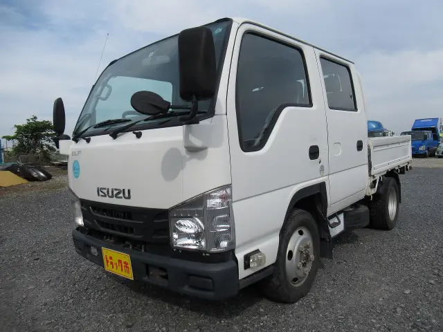 いすゞ エルフ TPG-NJS85A(4WD)の写真1