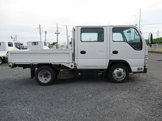 いすゞ エルフ TPG-NJS85A(4WD)の写真19