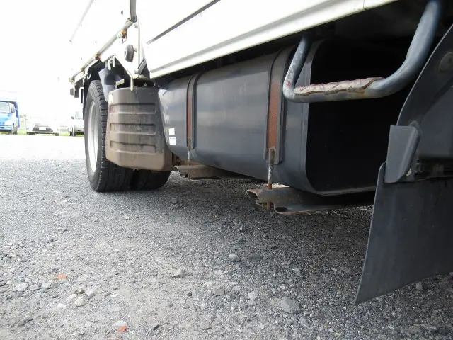 いすゞ エルフ TPG-NJS85A(4WD)の写真21