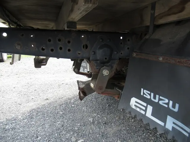 いすゞ エルフ TPG-NJS85A(4WD)の写真23