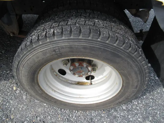 いすゞ エルフ TPG-NJS85A(4WD)の写真29