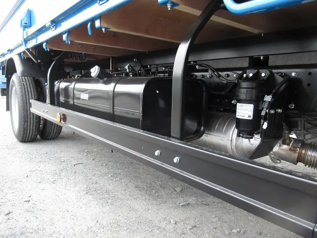 三菱 キャンター 2RG-FEAVO(2WD)の写真18