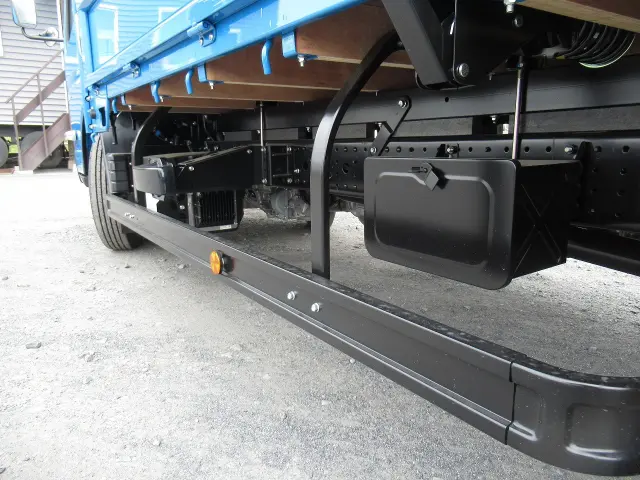 三菱 キャンター 2RG-FEAVO(2WD)の写真19