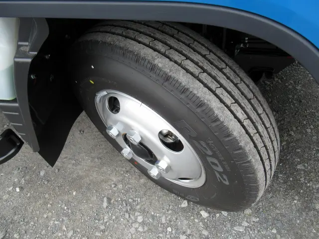 三菱 キャンター 2RG-FEAVO(2WD)の写真24