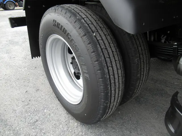 三菱 キャンター 2RG-FEAVO(2WD)の写真25